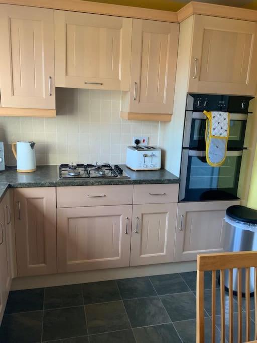 Home From Home, 3 Bedroom House In Hawick Exterior foto